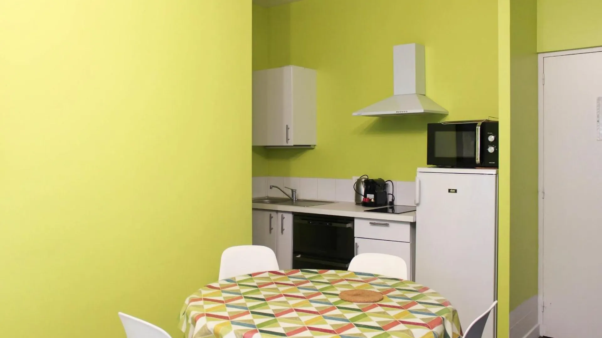 Colored Appt To Beaugrenelle Paris 0*,  France